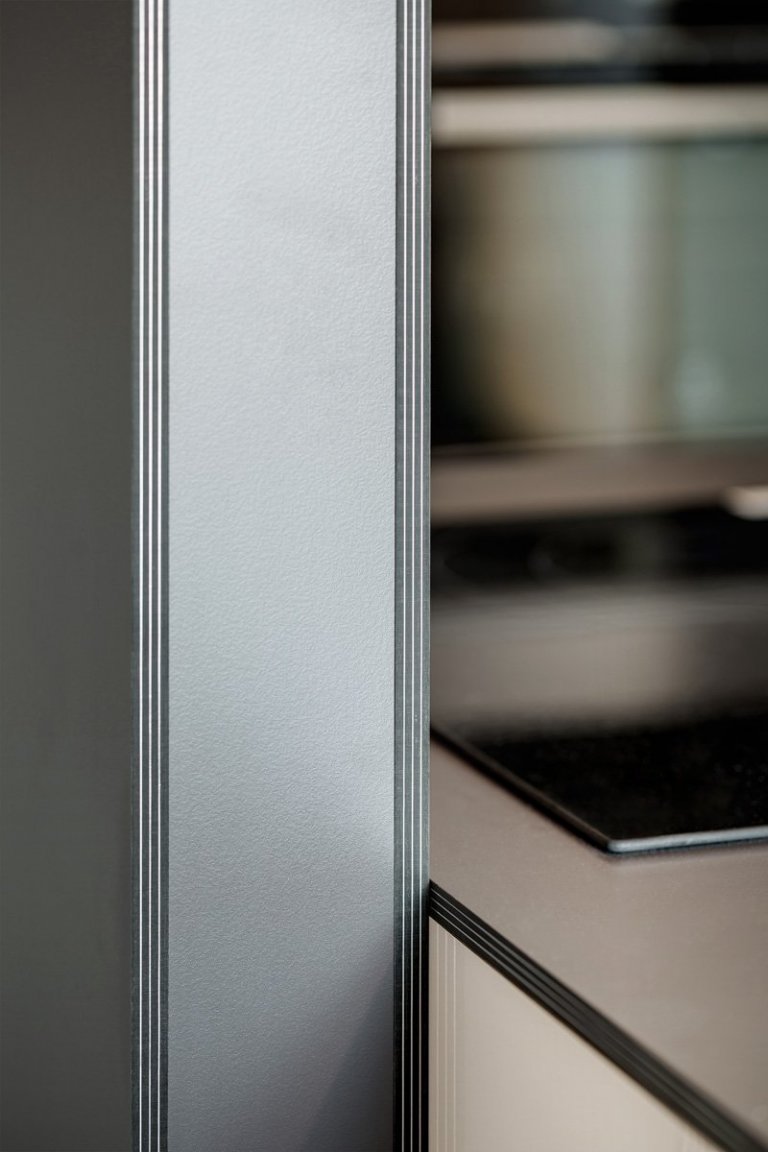 Když se sejde architekt a investor, kteří si vzájemně sedí, je to vždy výhra. A to pro obě strany. Klient má bydlení, které mu ve všech směrech vyhovuje,…