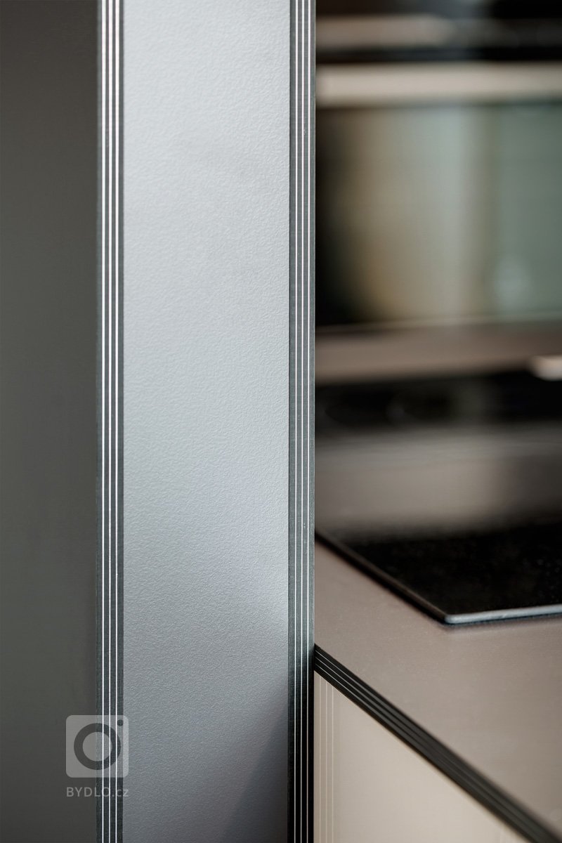 Když se sejde architekt a investor, kteří si vzájemně sedí, je to vždy výhra. A to pro obě strany. Klient má bydlení, které mu ve všech směrech vyhovuje,…