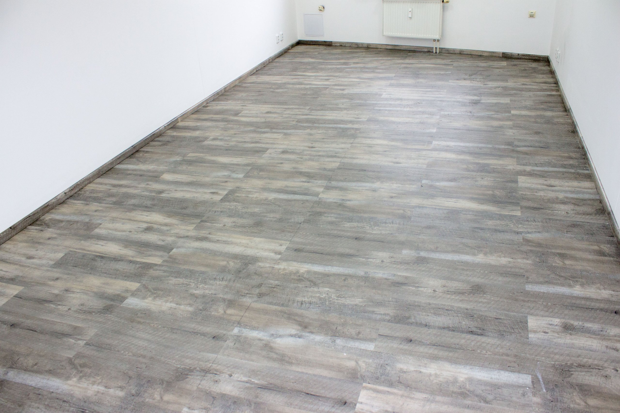 Pokládka podlahy s pravidelným opakováním