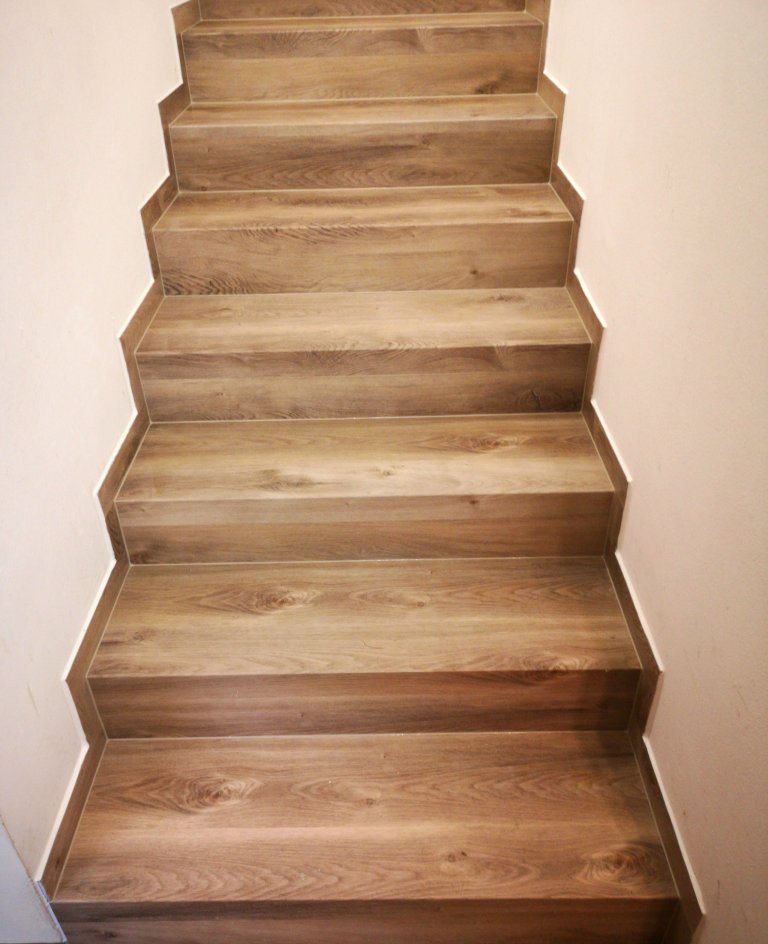 Bukoma schody z vinylu další ukázka realizace