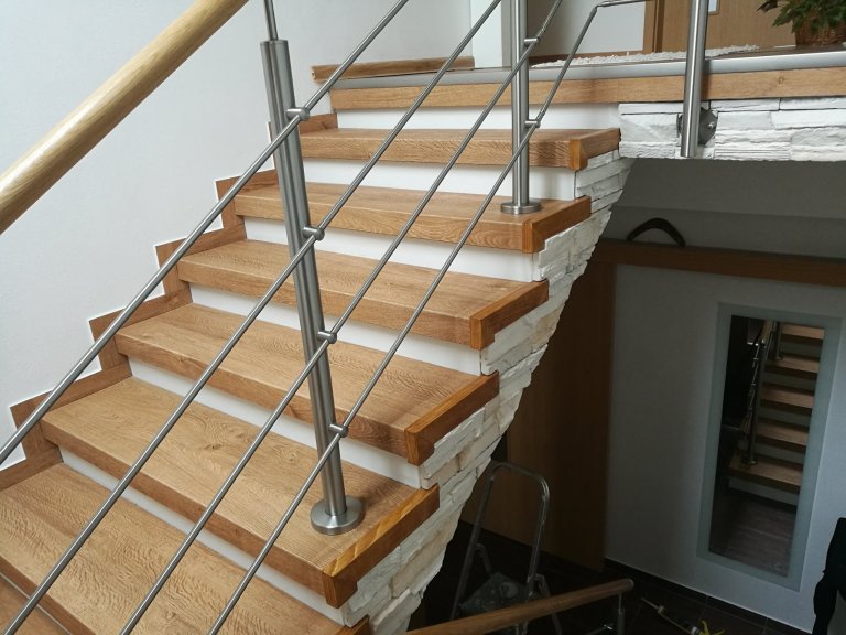 Schodiště po rekonstrukci