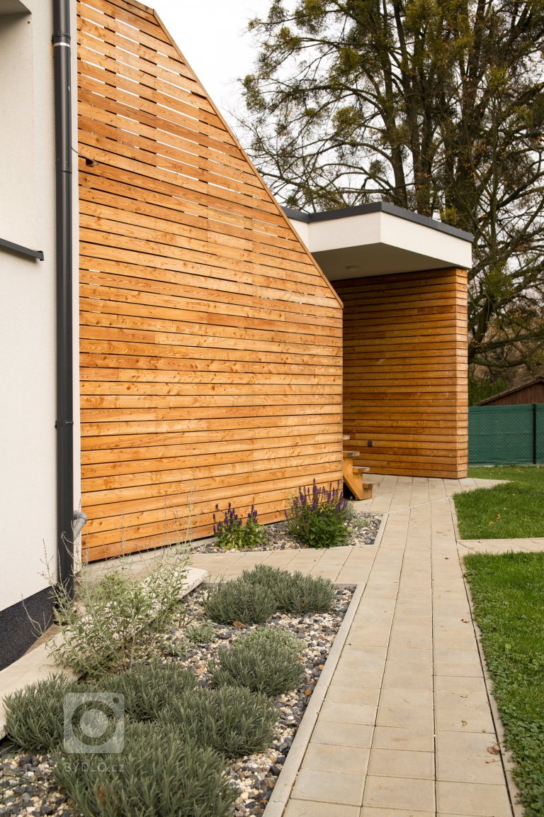 add picture to album