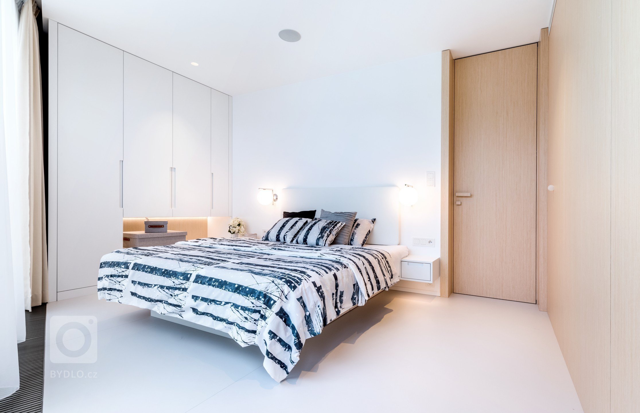 Cílem projektu bylo navrhnout byt pro mladou rodinu s dětmi tak, aby vše mělo jasnou koncepci, co se týká uspořádání, funkčnosti a kvality použitých materiálů.…