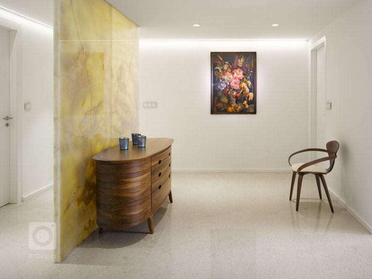 Netradiční elegance