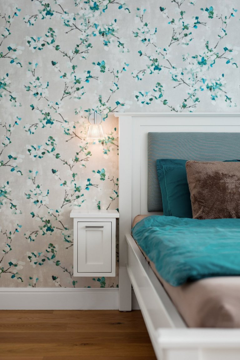 Nedávno jsme dokončili realizaci rodinného domu v Průhonicích. Klienti chtěli mít interier v klasickem stylu, útulný s použitím dubu a jemných barev. Nábytek…