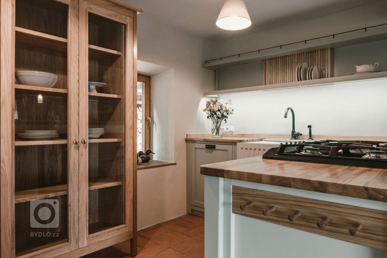 add picture to album