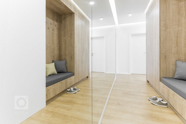 add picture to album