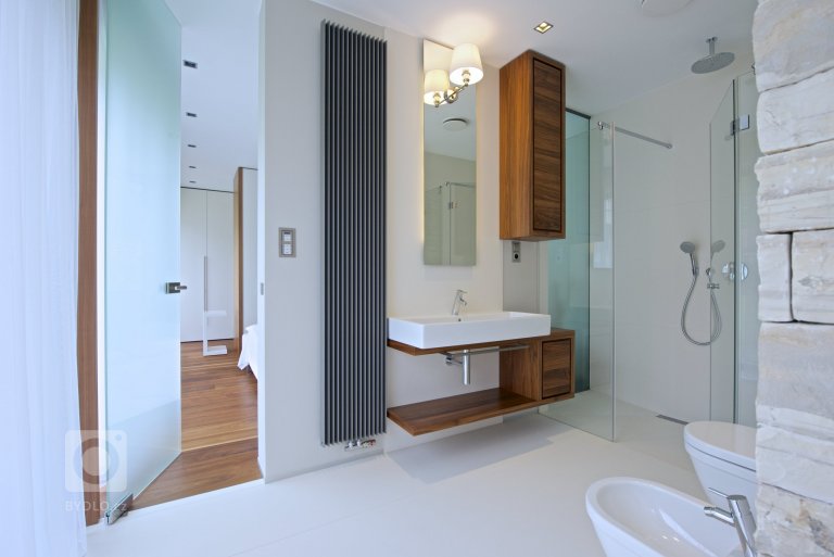 add picture to album