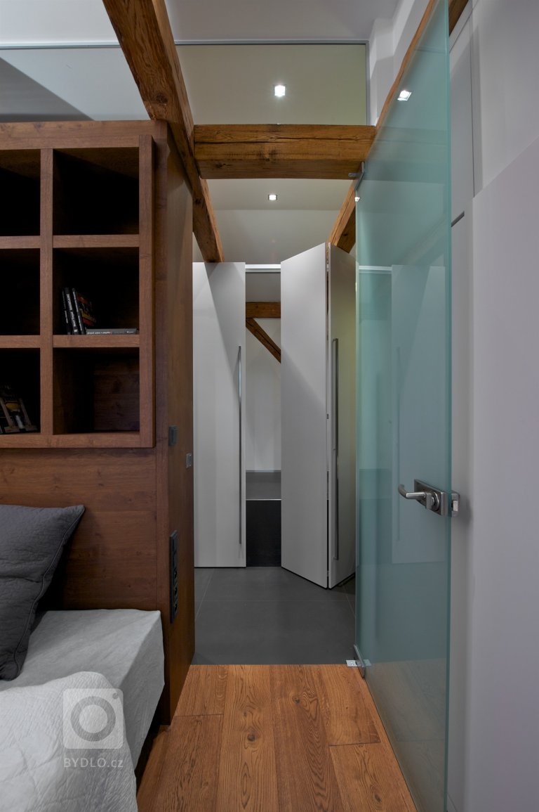 add picture to album