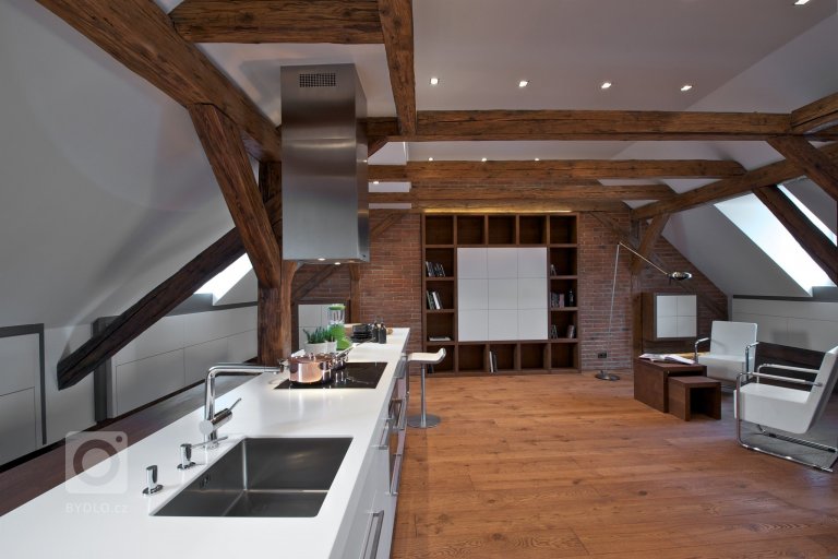 add picture to album