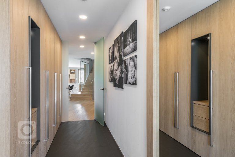 add picture to album