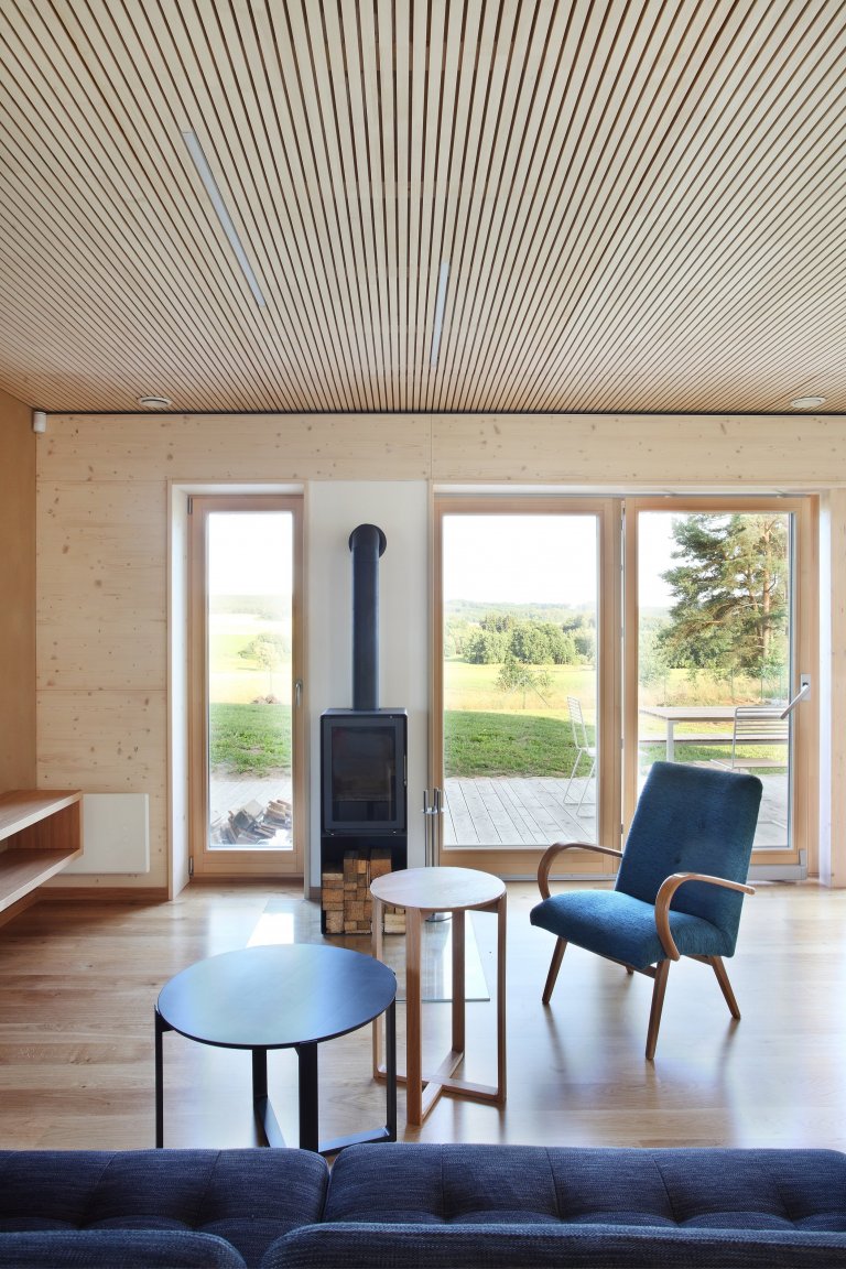 Domesi Concept House 2&nbsp;v&nbsp;Budíkově&nbsp;je postaven v&nbsp;pasivním standardu&nbsp;s použitím stavební&nbsp;technologie masivních dřevěných panelů…