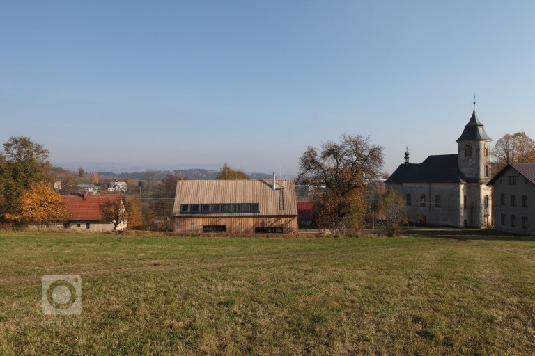 add picture to album