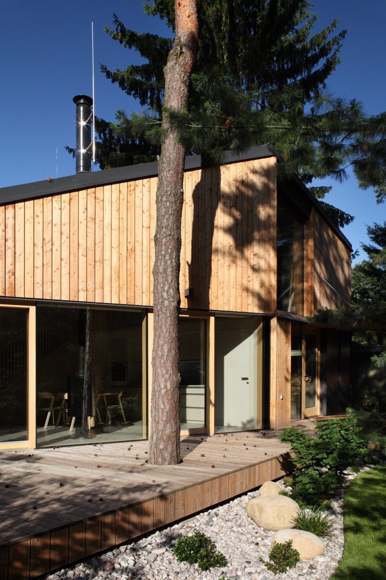 Zadáním investora bylo vytvořit na pozemku menší stavbu - atelier v sousedství stávajícího objektu.
Při úvahách o konceptu nové stavby nás ovlivnila krásná…