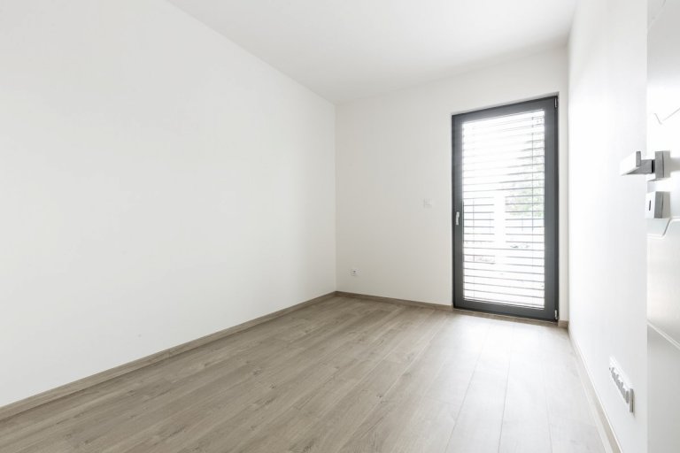 Typová dřevostavba o rozloze 150 m2. U většiny našich staveb doporučujeme založení stavby na základových patkách (samozřejmě z ekonomických důvodů), ovšem u…