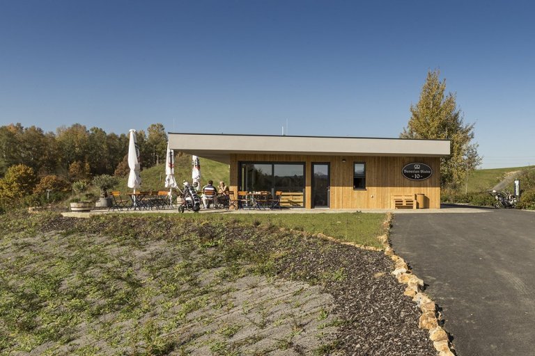Restaurace na golfovém hřišti u Plzně