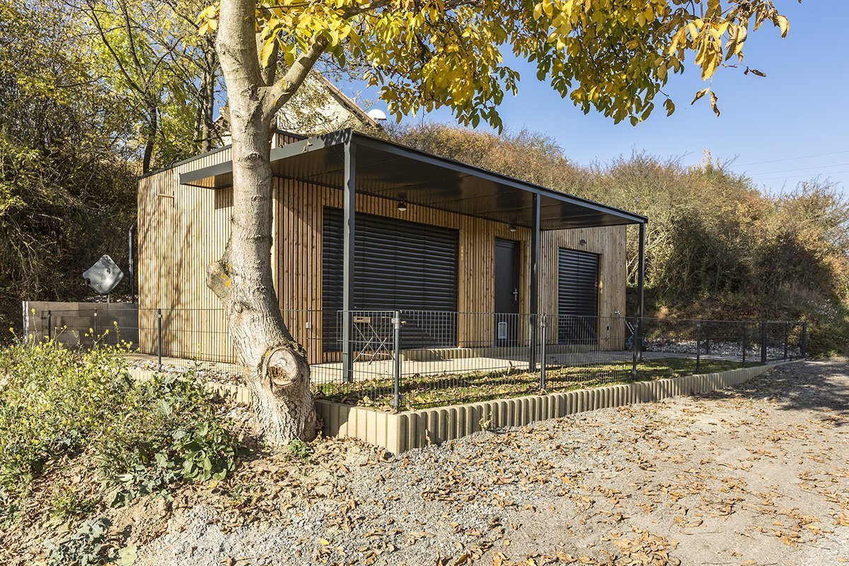 Naše typová dřevostavba 4&times;10 metrů, kterou klient využívá jako rekreační domek v Dýšiné u Plzně.

Domek je velmi dobře situován na jih, a tak byla okna…