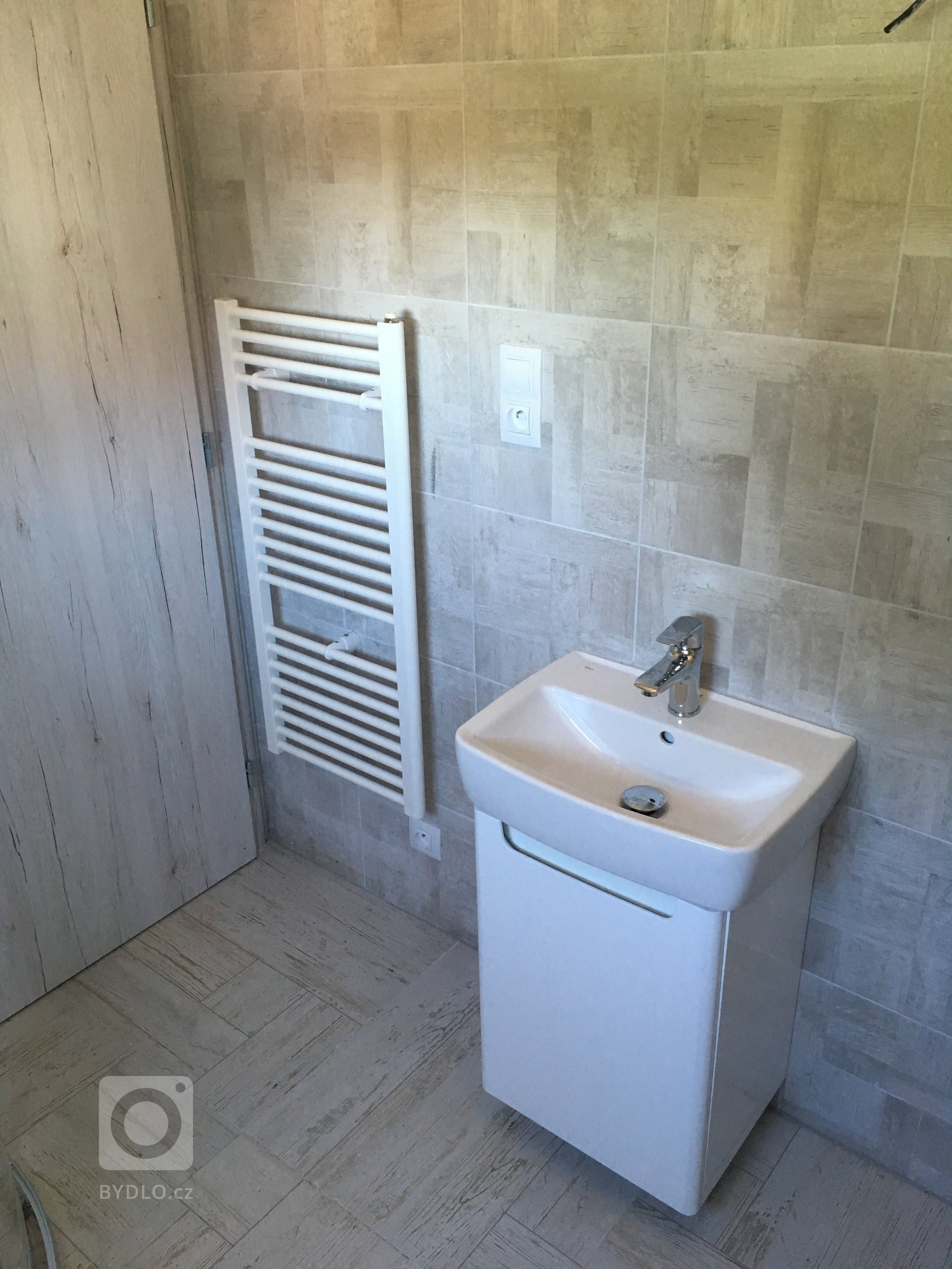 Právě jsme dokončili v Hrádku u Rokycan dřevostavbu o zastavěné ploše 50m2, která vznikla kombinací návrhu projektanta a požadavků majitelů. Stavba je dalším z…