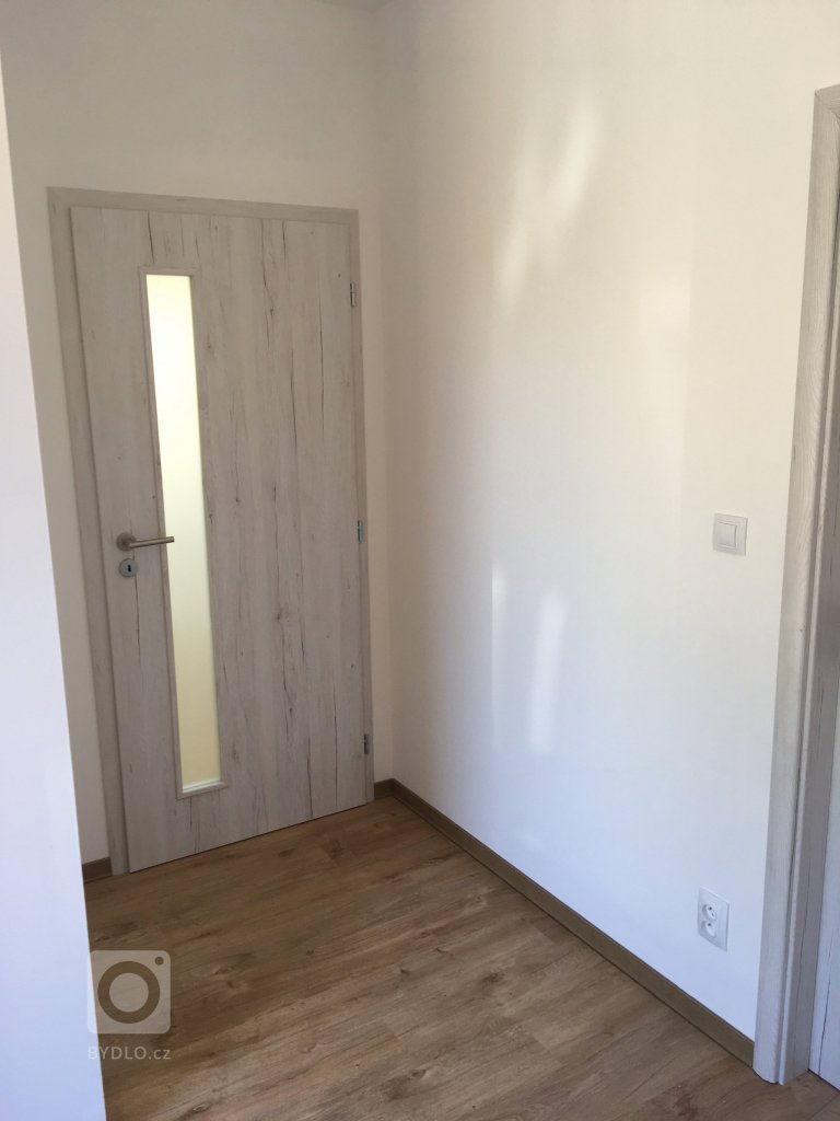 add picture to album