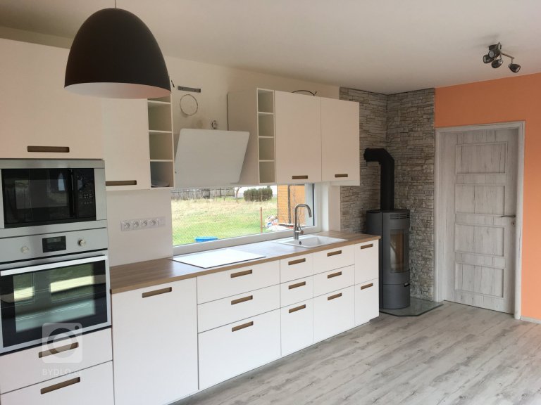 add picture to album