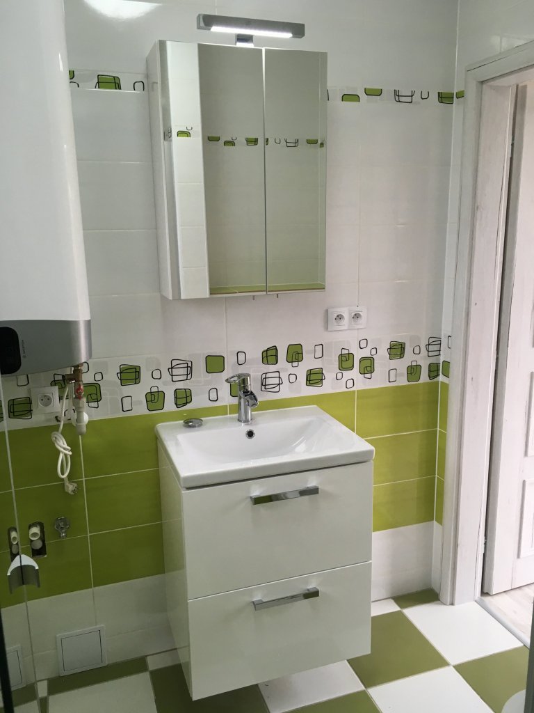 Další z&nbsp;dokončených dřevostaveb v&nbsp;roce 2018 byla typová EASY 48 prodloužená na 13m s&nbsp;doplňkovou EASY 24 ve středních Čechách. Na oba domečky…