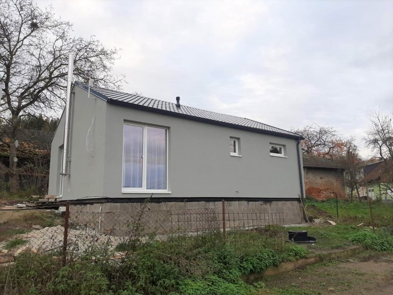 Typovou dřevostavbu Easy 69 s drobnými změnami v podobě menších oken a samostatného WC jsme postavili v roce 2020 v obci Starec na Domažlicku. Dřevostavba byla…