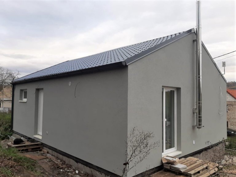 Typovou dřevostavbu Easy 69 s drobnými změnami v podobě menších oken a samostatného WC jsme postavili v roce 2020 v obci Starec na Domažlicku. Dřevostavba byla…