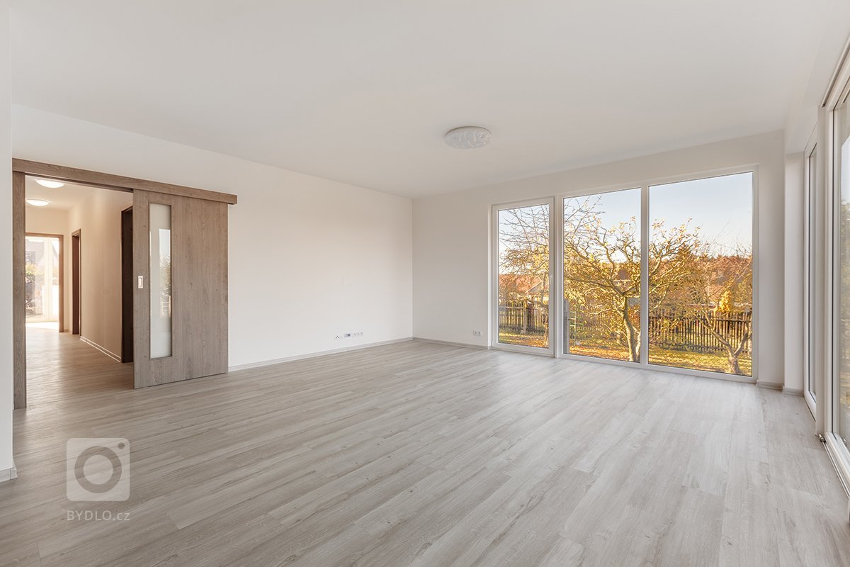 Dřevostavbu Easy 113 jsme v letošním roce dokončili nedaleko naší výrobní haly v obci Obora. Dodávali jsme stavbu na klíč od projektové dokumentace, vyřízení…