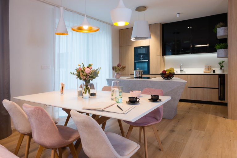 WoodLady flat