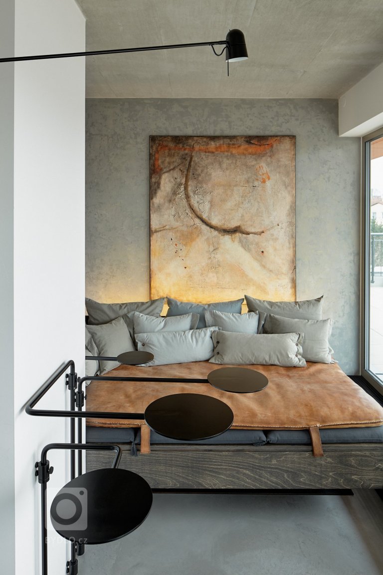 add picture to album