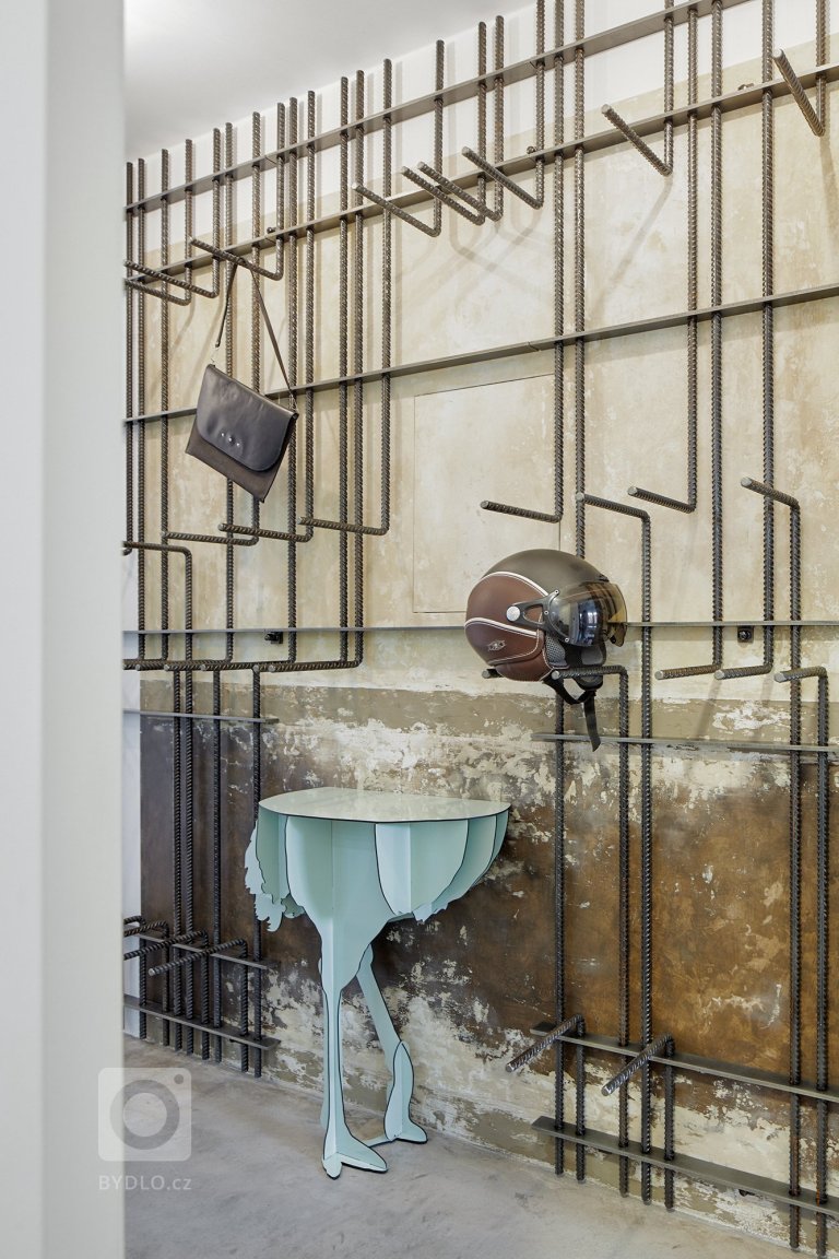 add picture to album