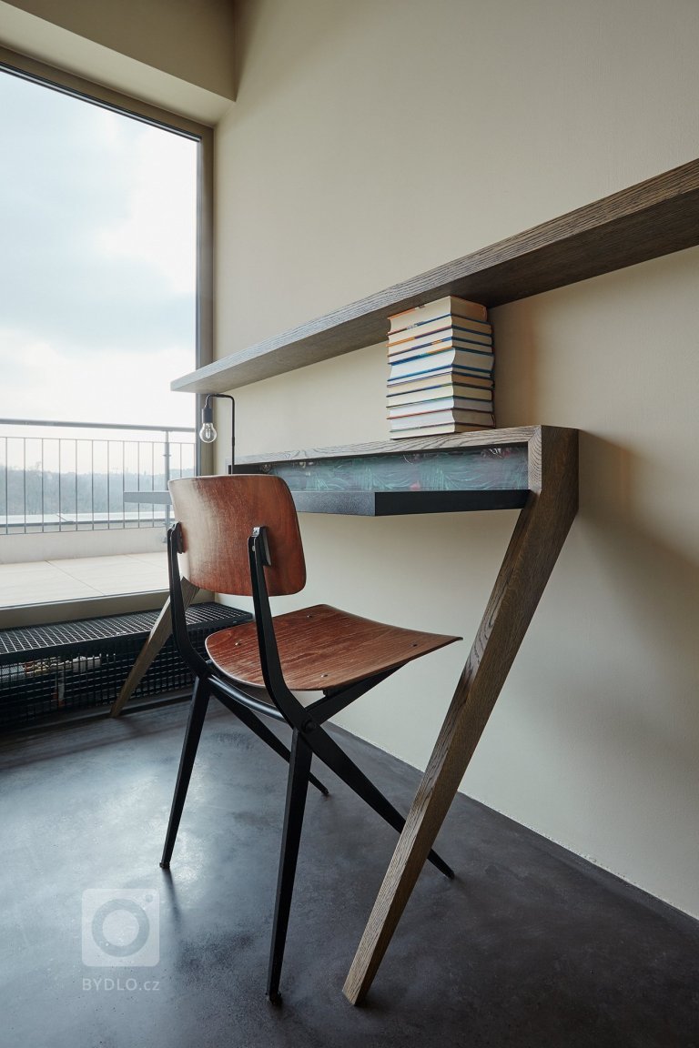 add picture to album