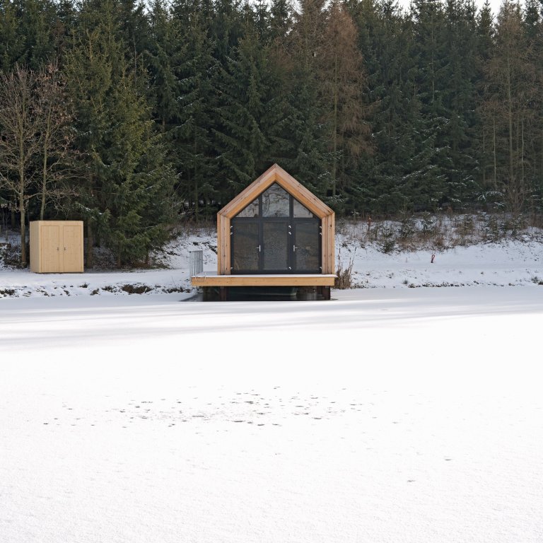 add picture to album