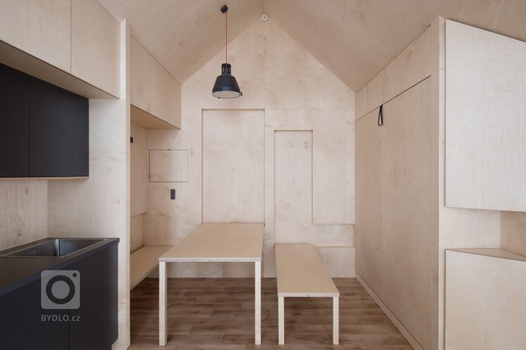 add picture to album