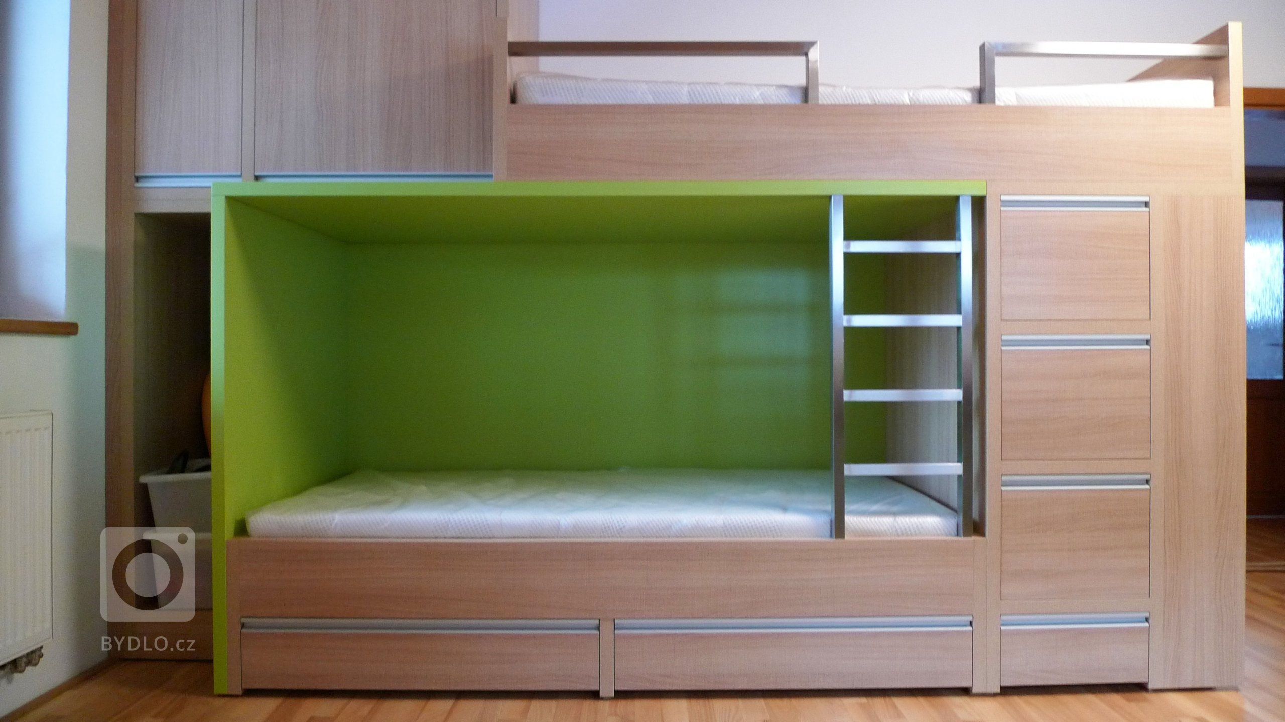 Na začátku roku jsme dokončili &quot;úpravu&quot; dětského pokoje pro dvě holčičky ve věku 8 a 5 let. Tato úprava probíhala tak, že když jsme přišli pokoj v…