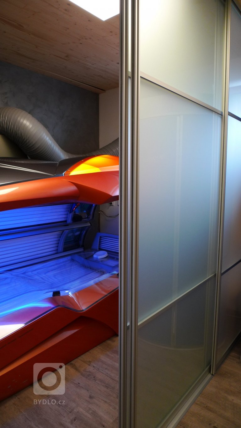 add picture to album