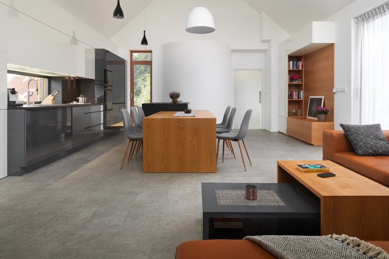 Luxusní dům s designovým prosklením