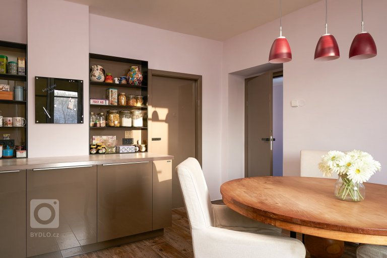 add picture to album