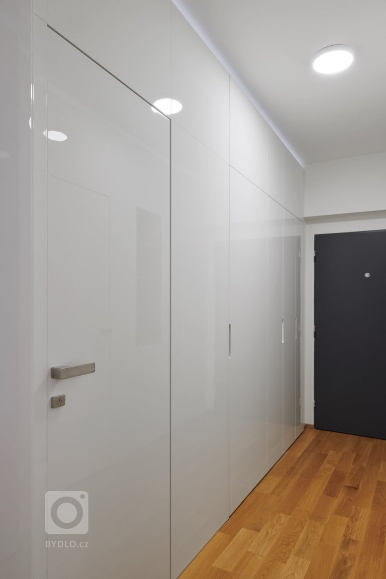 add picture to album