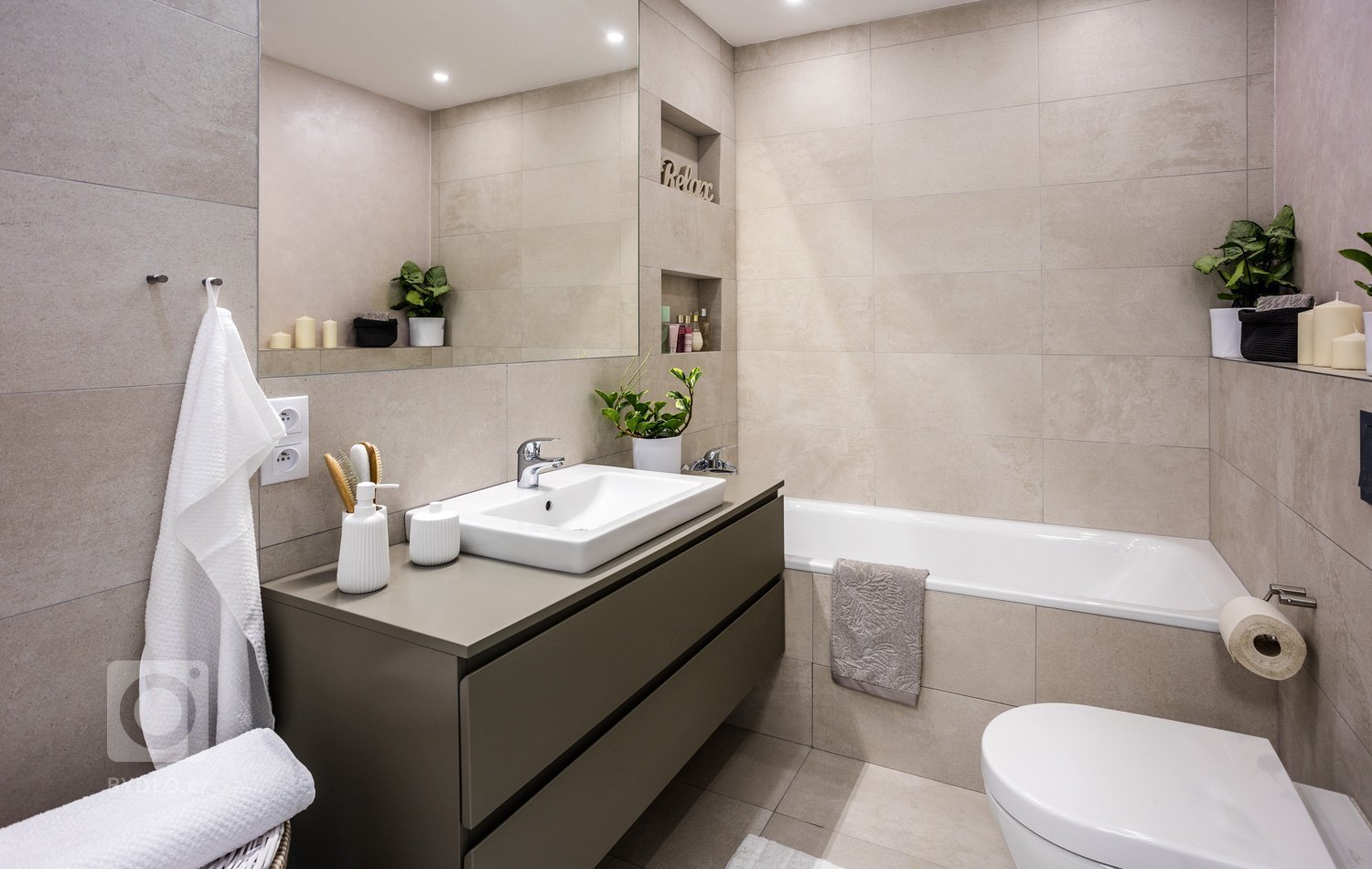 Navštivte spolu s námi ukázkový byt v nové pražské rezidenci WALTROVKA projektované developerskou společností PENTA. Tento byt je úchvatný mimo jiné z pohledu…