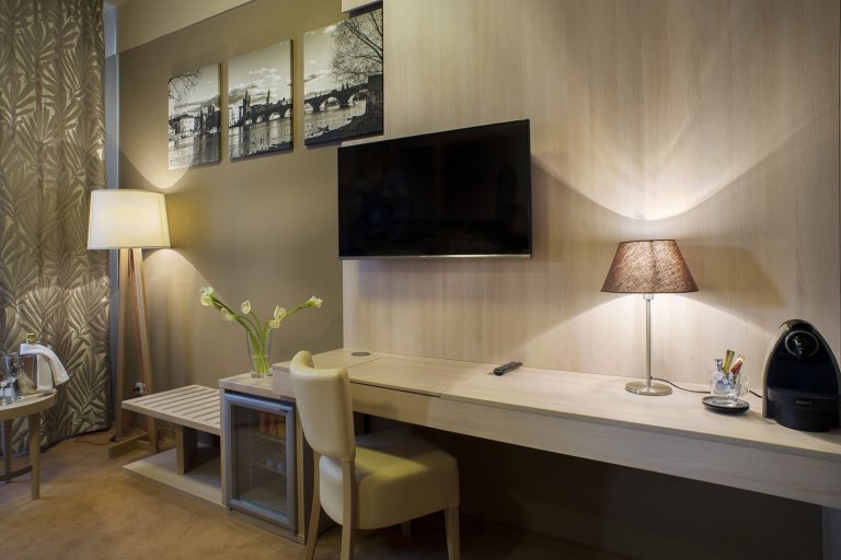 HOTEL KAMPA GARDEN POKOJE