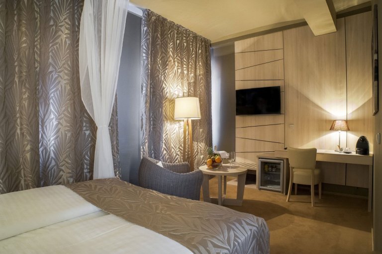 HOTEL KAMPA GARDEN POKOJE