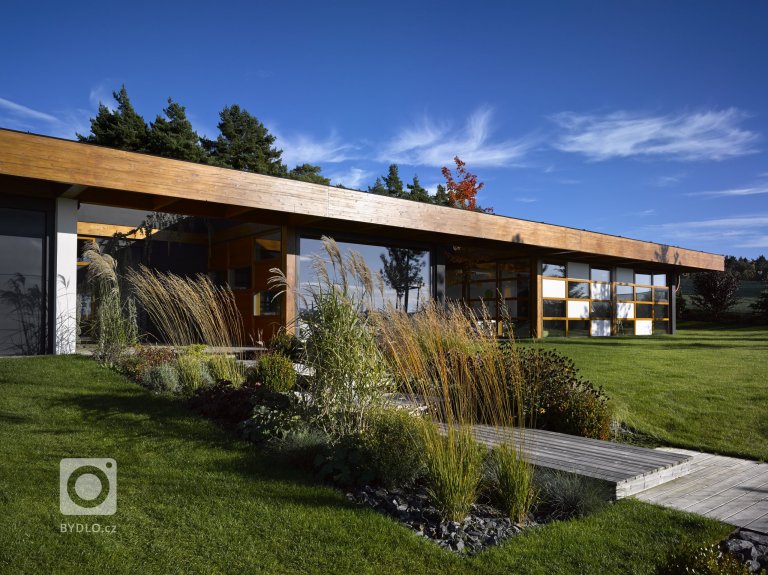 add picture to album