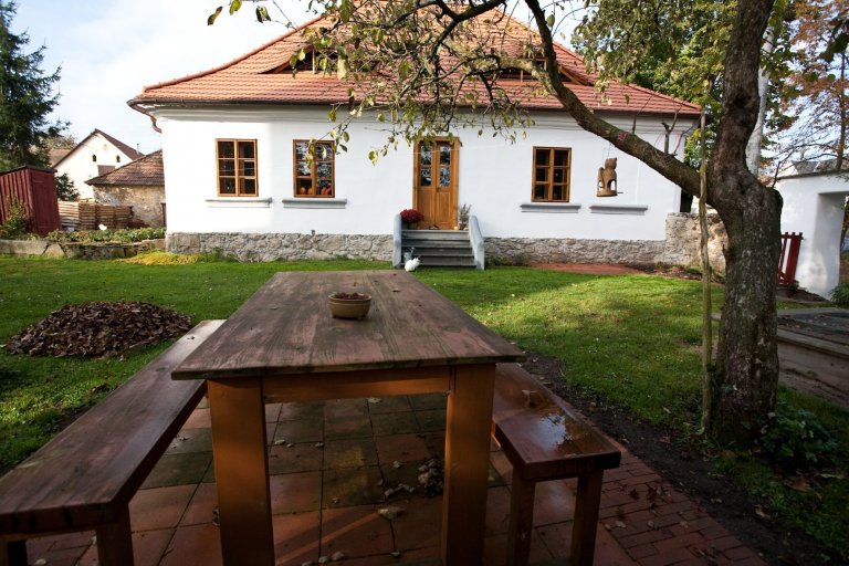 Fara Těchonice