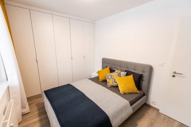 Antracitova kuchyna s obyvačkou - Malé Krasňany