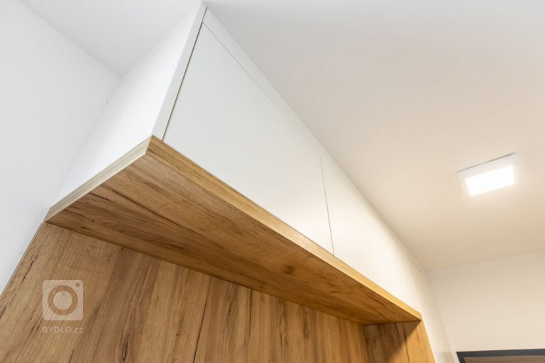 add picture to album