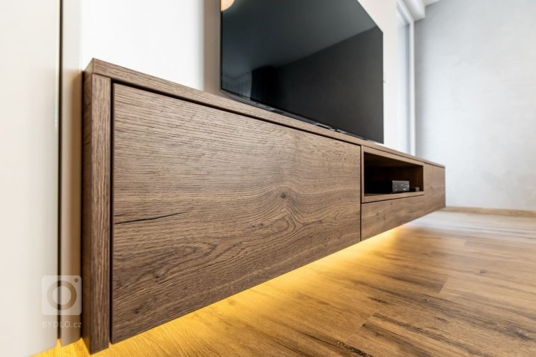 add picture to album