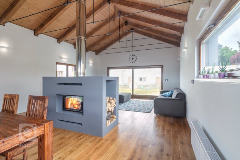 add picture to album