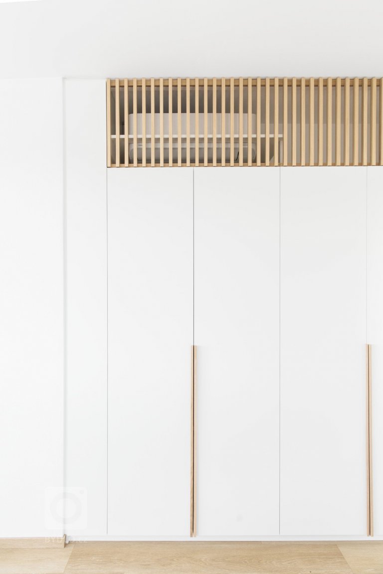 add picture to album