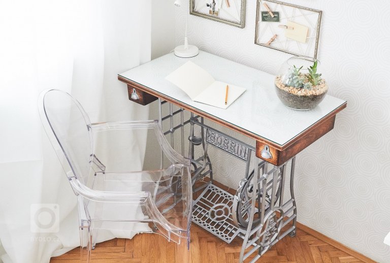 add picture to album